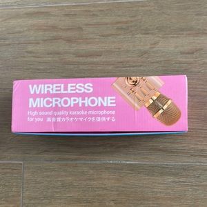 Wireless Microphone. Cordless. Rose gold.